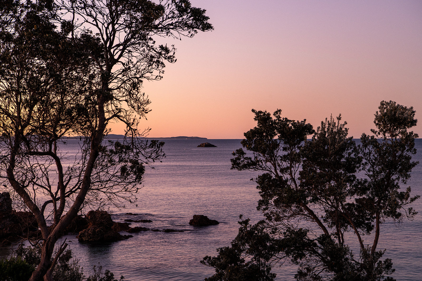 1523 Flynns Beach with Bird Rock